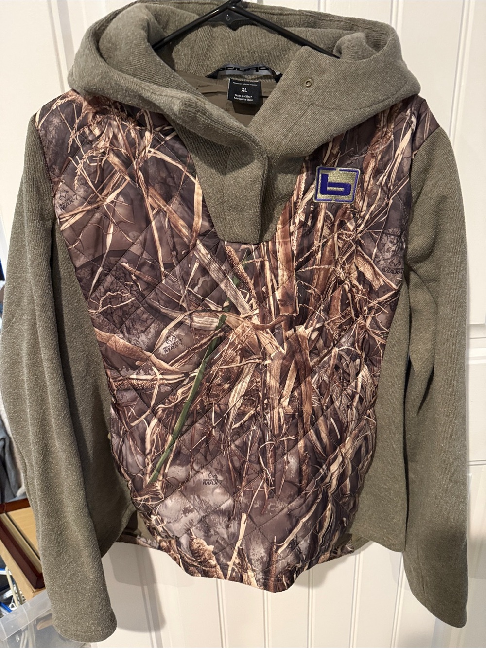 Banded women’s size XL Hooded pullover realtree max 7